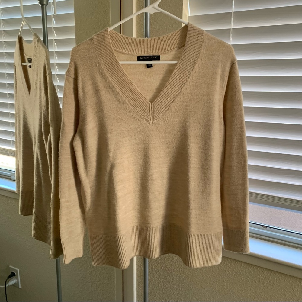 Banana Republic Lofty V-Neck Sweater